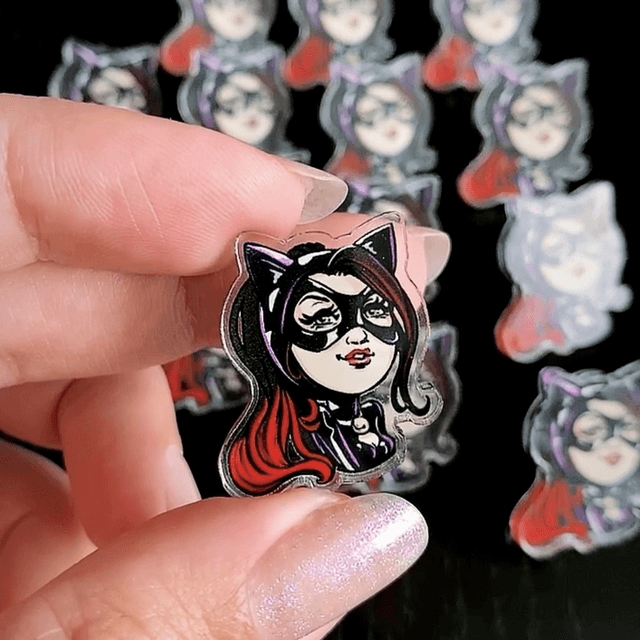 Pin's en acrylique